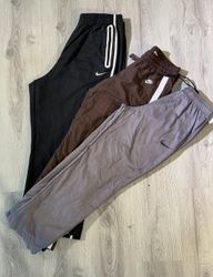 av-11980 nike track pants