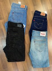 av-12197 levi's ladies jeans