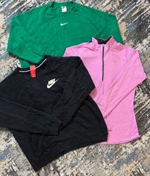 av-12198 nike sweatshirt