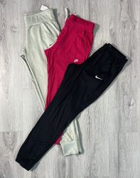 av-12419 nike track pants
