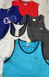 av-12599 Under Armour Tanktops