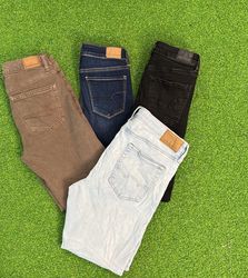 avg-03588 american eagle jeans