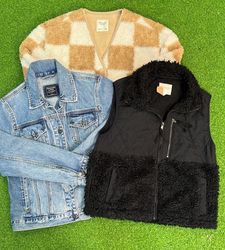 avg-03592 abercrombie and fitch jackets