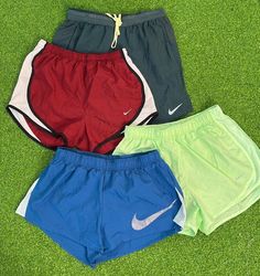 av-12563 nike ladies shorts