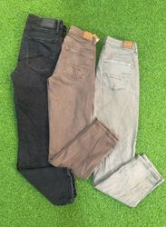 avg-03343 american eagle jeans
