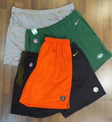 av-11817 nfl shorts