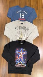 avg-03010 hollister sweatshirt
