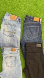 avg-03043 american eagle jeans