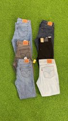avg-03047 levi's jeans