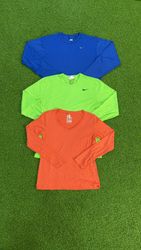 av-10283 nike l/s t-shirts