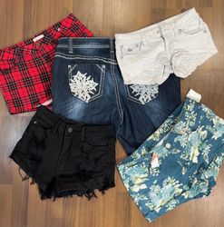avg-03120 y2k style shorts