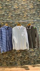 avg-03165 american eagle button-up shirts