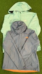 av-10968 the north face windbreakers