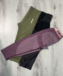 av-11051 gymshark capri