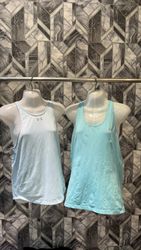 av-10375 under armour tank tops