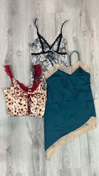 avg-03212 y2k style camisole