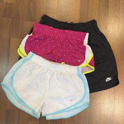 av-11214 nike shorts