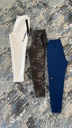 avg-03082 american eagle sweatpants