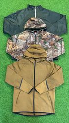 av-10545 under armour jackets