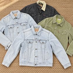 13 Levi's Denim Jackets