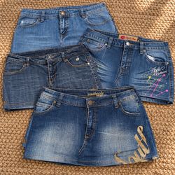 Jupes courtes en jean Southpole et Apple Bottoms