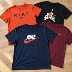 T-shirt premium stampate e lisce Nike