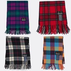 Stock di sciarpe Barbour a quadri con frange