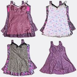 Florale und gemusterte Camisoles und Unterkleid