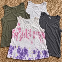 Old Navy Tank Tops