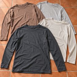 MV00003 Old Navy Long Sleeve T-Shirts