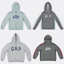 GAP Sweatshirts and Hoodies 75 PC