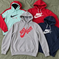 2411 Nike hoodies bundle
