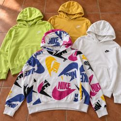 532 Premium Nike Hoodies And Sweatshirt’s