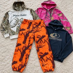 Mossy Oak Camo Hoodies and Sweatpants ak895