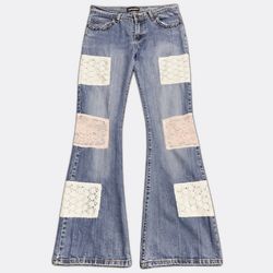 REP067 Upcycled Y2K Flare Jeans With Lace Patchwor..
