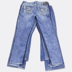 Jeans in denim stile ampio dritto con ricamo Y2K