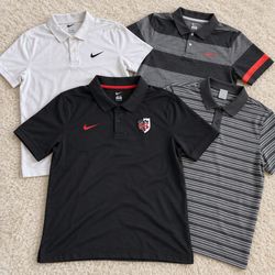 Premium Nike-Kragen- und Rundhals-T-Shirts