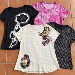 Tops y blusas estampadas para mujer