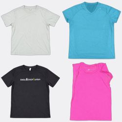 T-shirts variés à manches longues et courtes