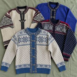 Vintage gemusterte Cardigans und Pullover