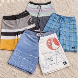 Quiksilver Billabong Surfwear / Swimming Shorts