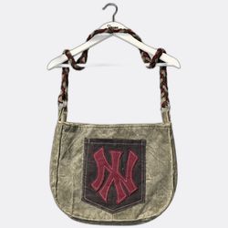 REP054 Upcycled Corduroy Tote Bags