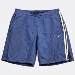 1033 Nike Sportswear Athletic Nylon-Shorts