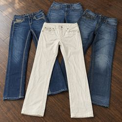 Miss Me True Religion Rock Revival Jeans RV # 1962
