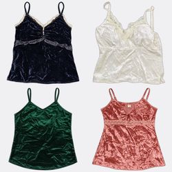 Camisoles in Crushed Velvet with Lace