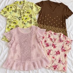 Seleção de Blusas e Camisetas Estampadas Femininas