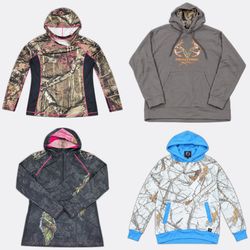 Realtree Camo Sweatshirts and Tops ak840