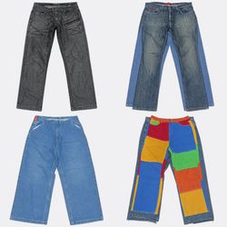 Jeans em denim com caimento relaxado e corte reto