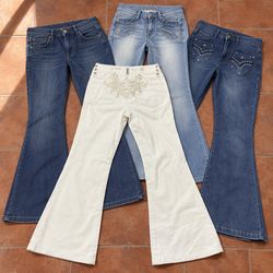 Y2K BOOTCUT AND FLARED EMBROIDERED JEANS