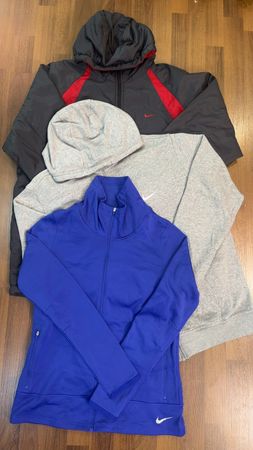 av-11589 vestes nike
